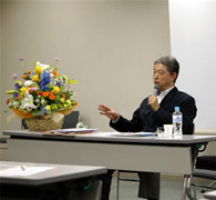 �������E��u��1